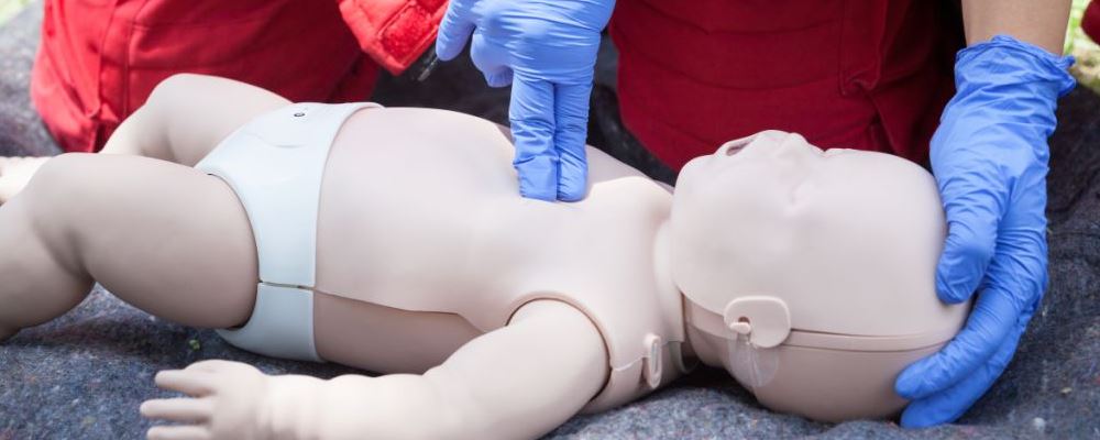 低血糖晕倒了要如何急救 低血糖的急救方法有哪些 低血糖患者要如何调理